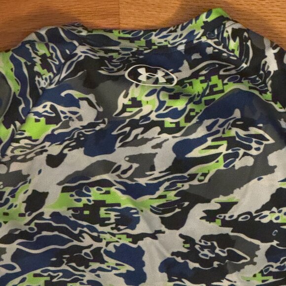 Under Armour Tech Logo Print Camo Short Sleeve Shirt Youth Large - Picture 5 of 5